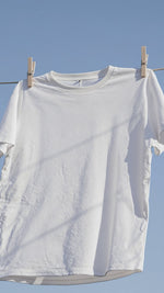 Ladda och spela upp video i Gallerivisaren, White Tee Hair &amp; Body Mist
